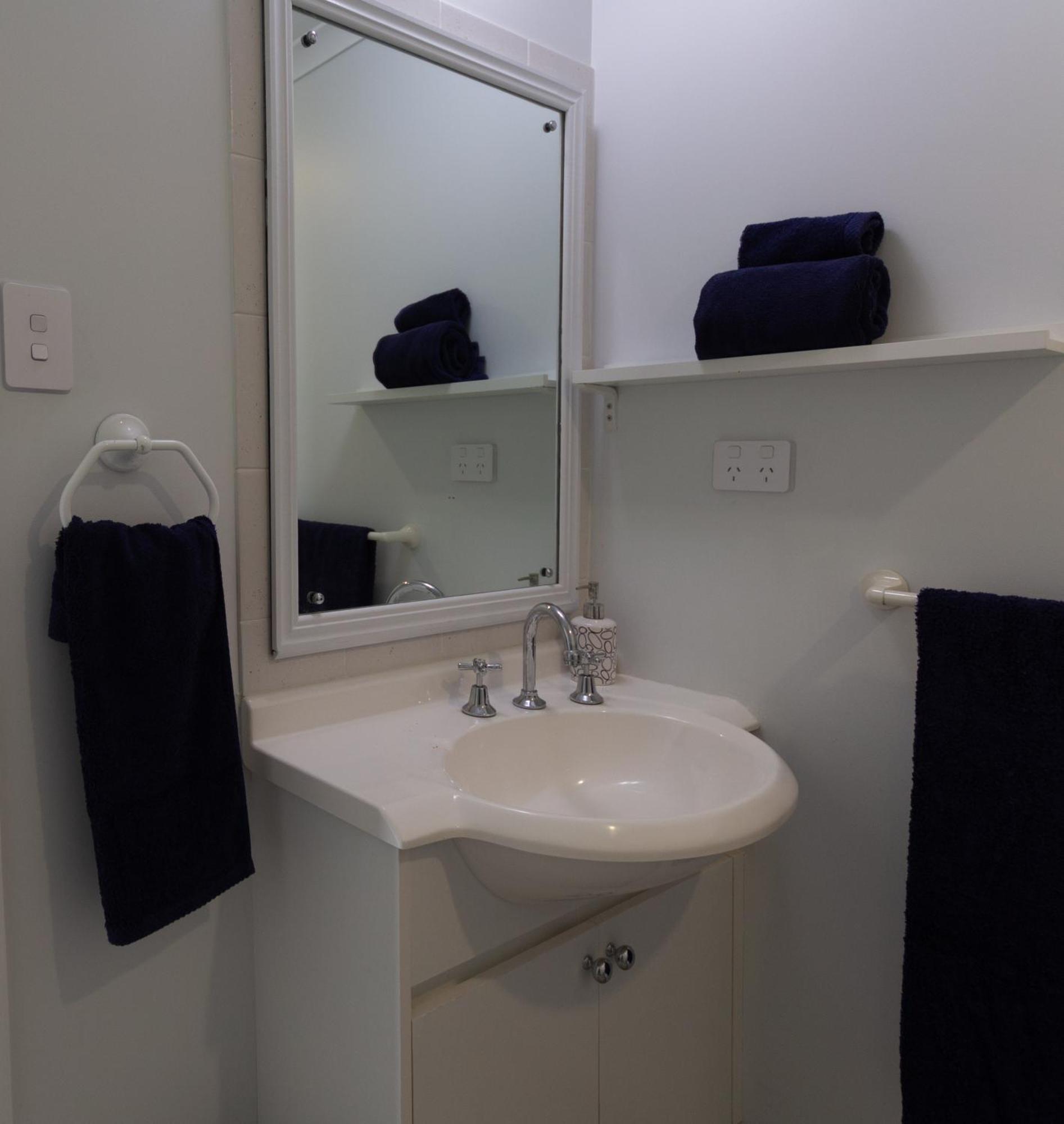 Bella Vista - Spectacular Ocean Views & Continental Breakfast Yeppoon Exterior foto